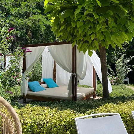 Апартаменты In A Luxurious Complex In Sunny Солнечный берег